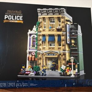 LEGO Creator Expert 10278 Police Station
